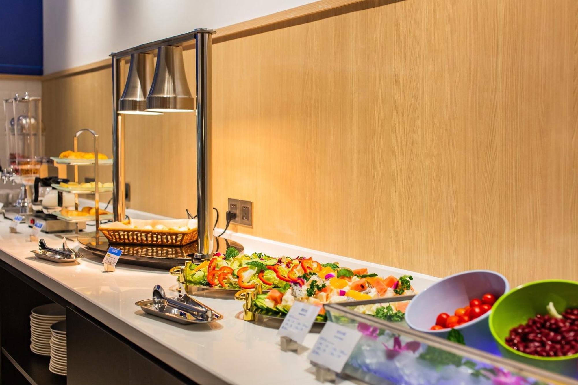 Holiday Inn Express Jiangmen Jianghai By Ihg Ngoại thất bức ảnh